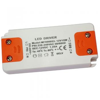 LED Trafo 15 Watt 12V DC Transformator Netzteil driver 12 Volt 15W elektronisch